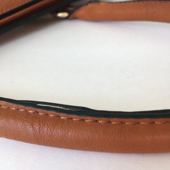 Luxurious Brown Handbag Goldtone Metal Trim Unbranded - Picture 10 of 10